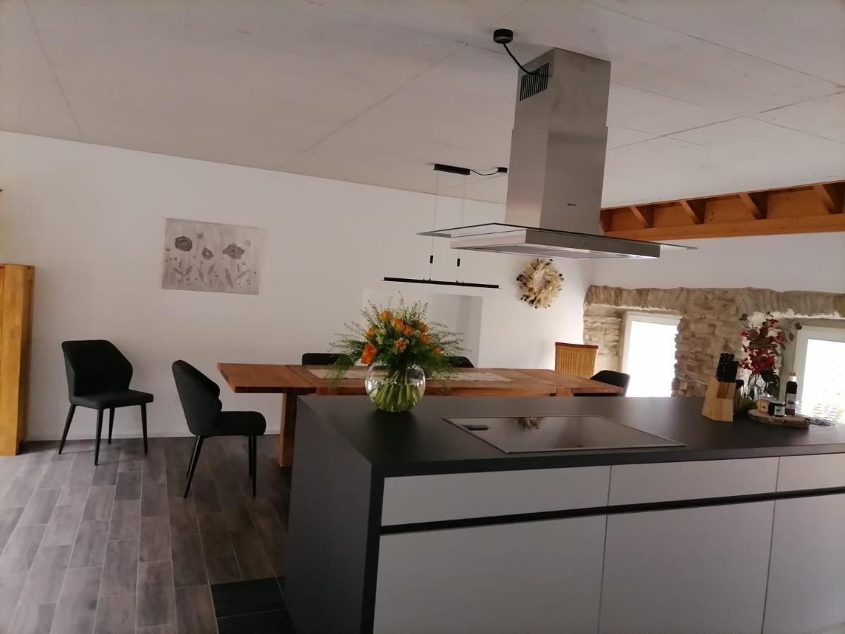 Ferienwohnung Am Wald-Und Wiesenkorb Kell am See Exterior photo